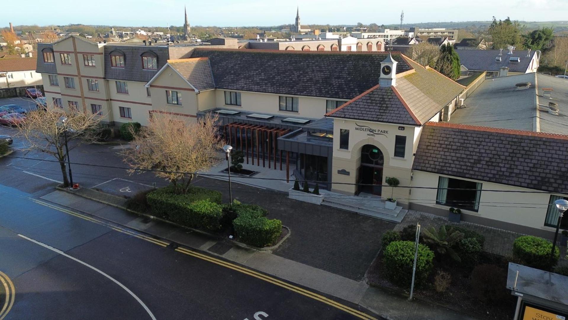 Talbot Hotel Midleton Exterior photo